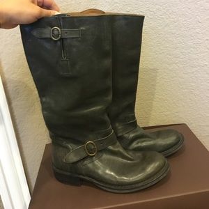 Fiorentini + Baker grey leather boots